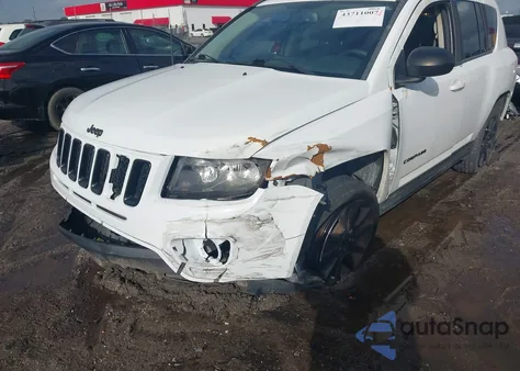 2015 Jeep Compass Altitude Edition из США, поврежденный, VIN 1C4NJCBA5FD400289